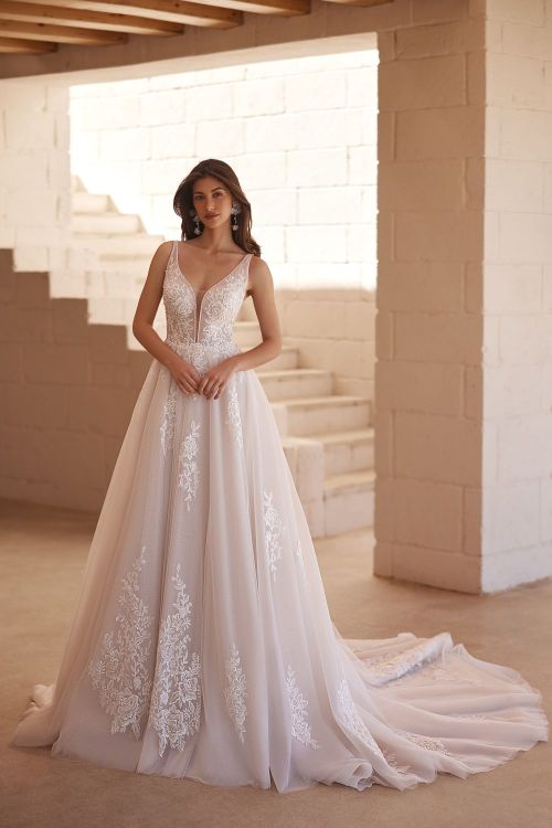 Wedding dress 5641