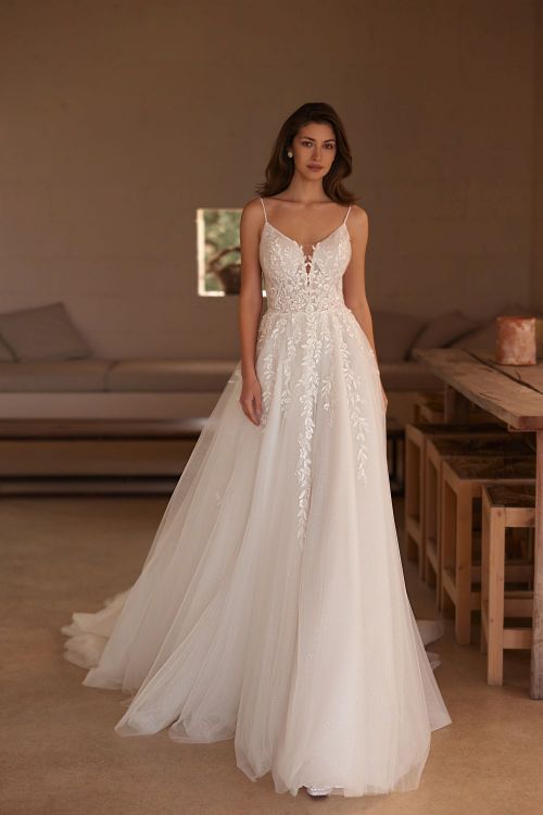 Wedding dress 5722