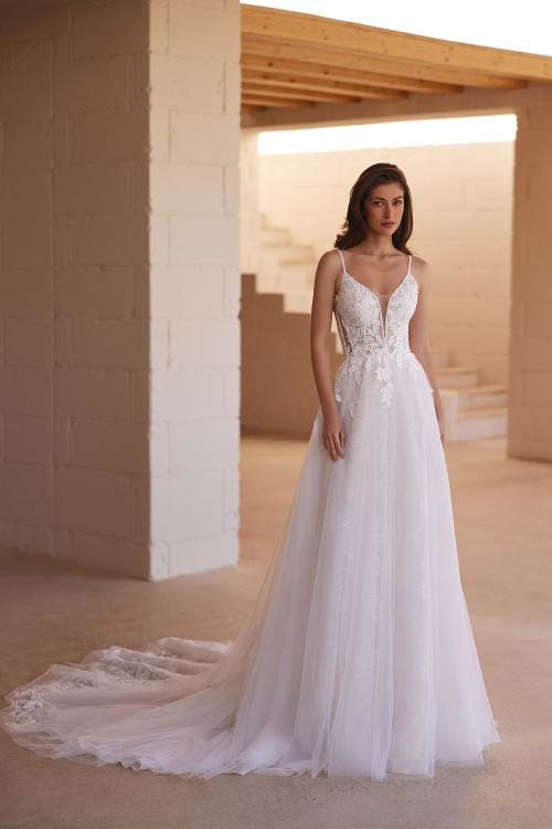 Wedding dress 5642