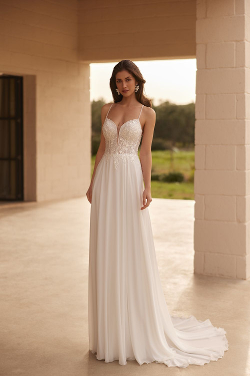 Wedding dress 5644