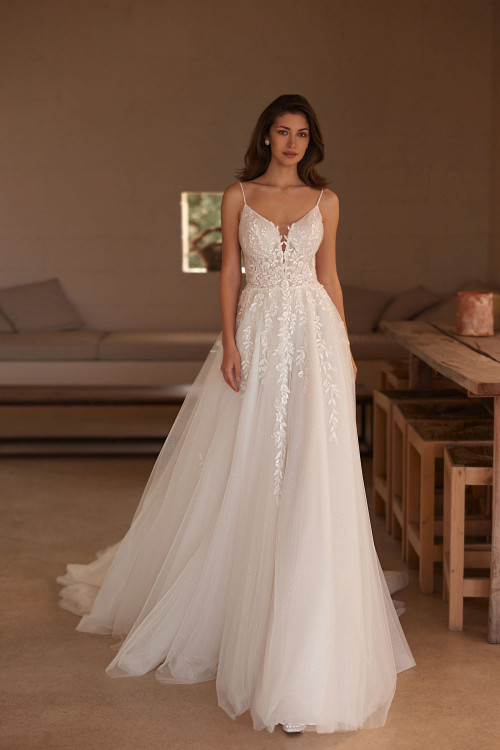 Wedding dress 5722